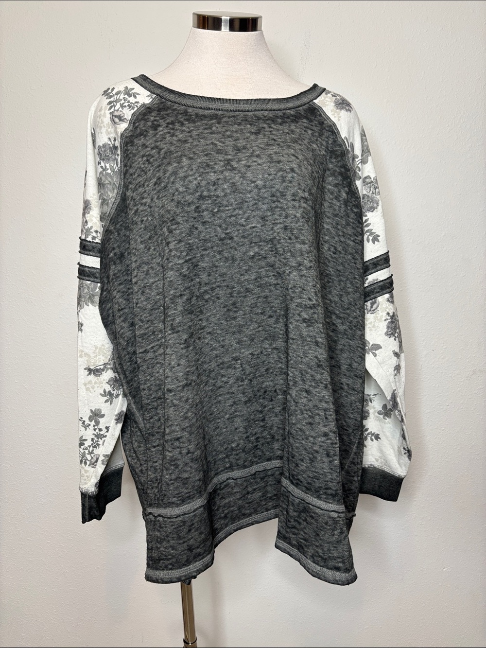 Maurices Charcoal Gray Crewneck Sweatshirt with Floral Raglan Sleeves